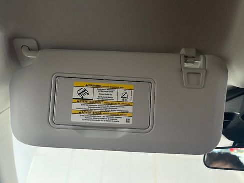 Used 2024 Ford Escape Active AWD/4WD image 79