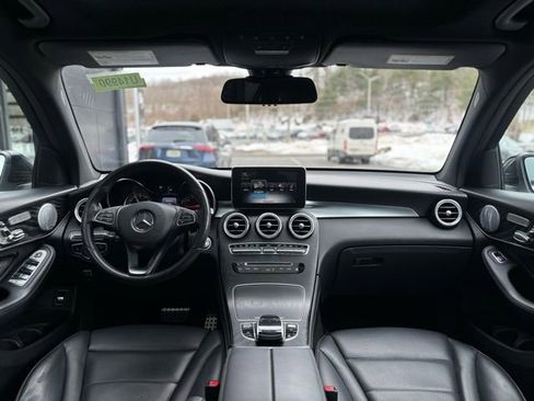 Used 2018 Mercedes-Benz GLC 300 4MATIC image 26