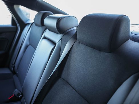 Used 2025 Honda Civic Sport image 24