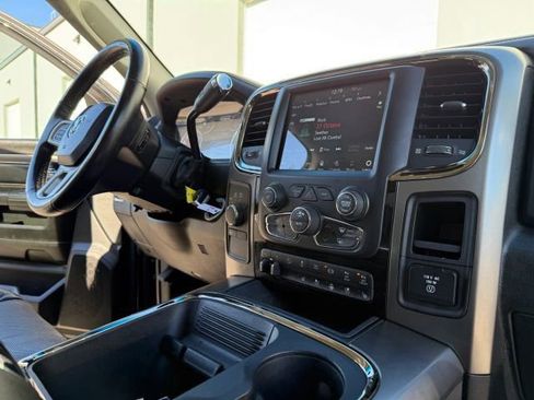 Used 2018 RAM 2500 Laramie w/ Sport Appearance Group image 26