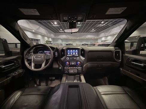 Used 2022 GMC Sierra 2500 Denali w/ Denali Ultimate Package image 14