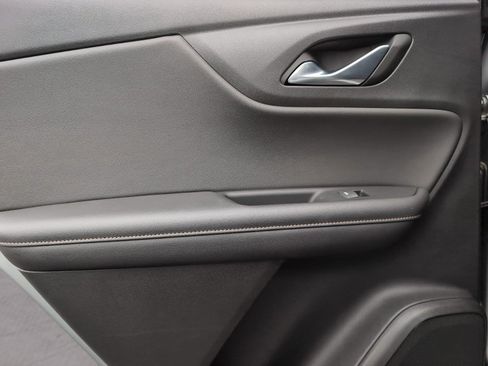 Used 2023 Chevrolet Blazer Premier image 37