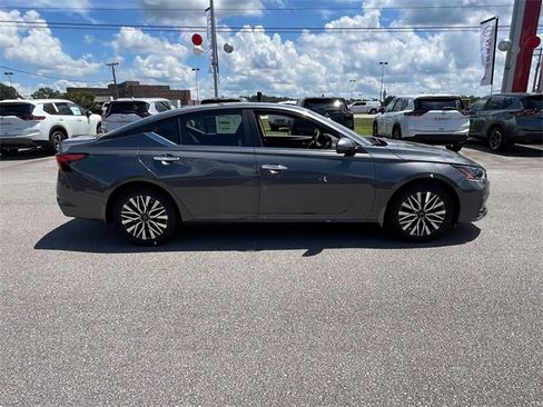 New 2025 Nissan Altima 2.5 SV w/ SV Premium Package image 2