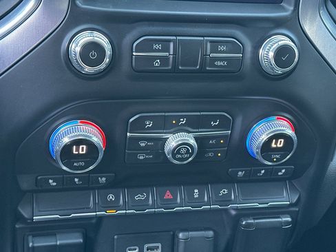 Used 2019 GMC Sierra 1500 SLT w/ SLT Premium Package image 26