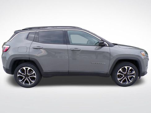 Used 2024 Jeep Compass Limited AWD/4WD image 6