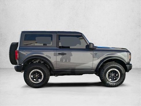 Used 2023 Ford Bronco 2-Door w/ Sasquatch Package image 4