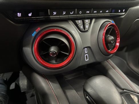 Certified 2025 Chevrolet Blazer RS w/ Enhanced Convenience Package image 38