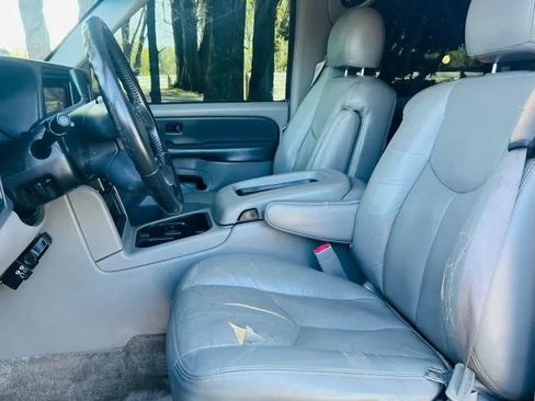 Used 2003 Chevrolet Tahoe Z71 image 9