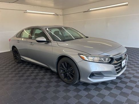 Used 2021 Honda Accord LX image 17