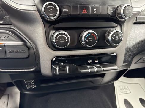 Used 2024 RAM 2500 Big Horn image 18