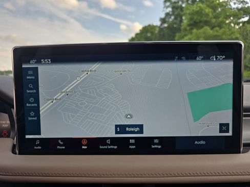 Certified 2023 Lincoln Nautilus AWD w/ Premium Package image 23