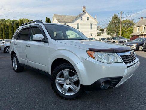 Used 2010 Subaru Forester 2.5X Premium AWD/4WD image 3
