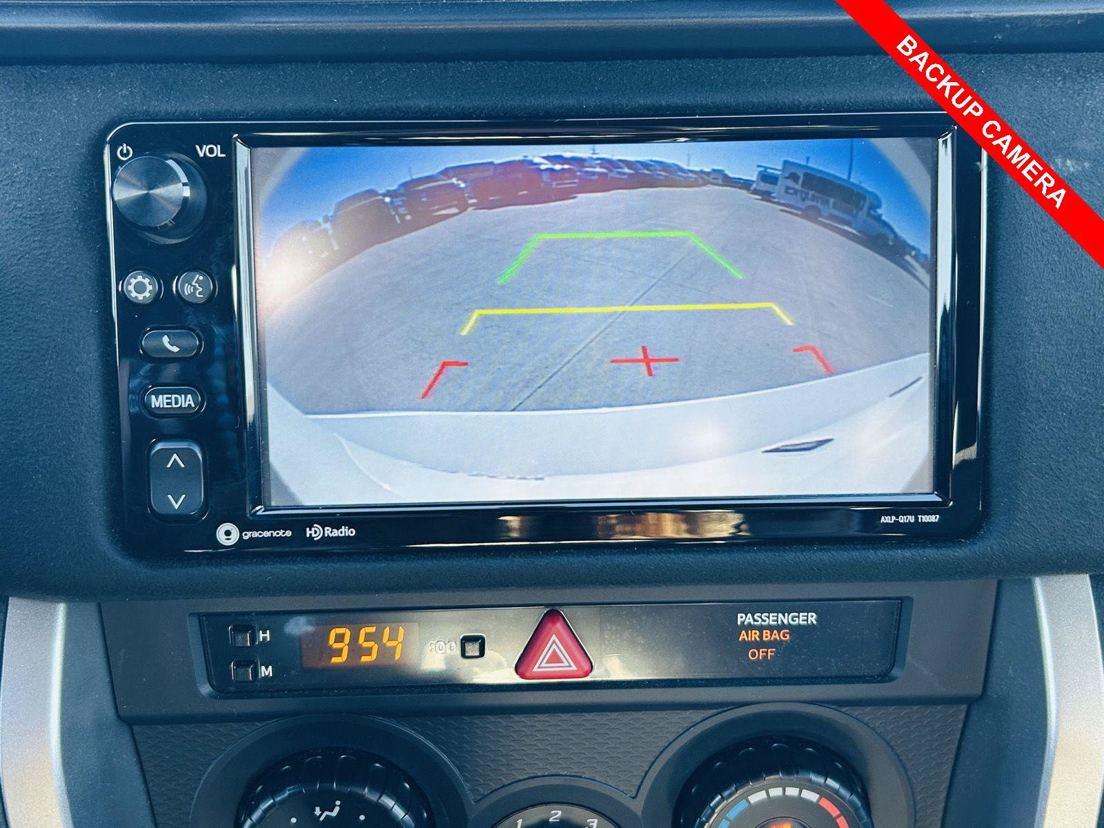 Used 2017 Toyota 86 RWD image 4