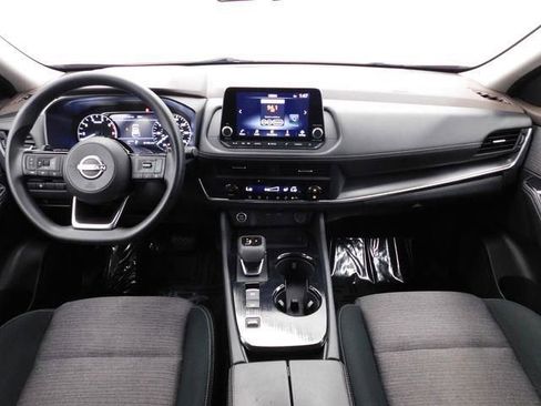 Used 2023 Nissan Rogue SV image 24