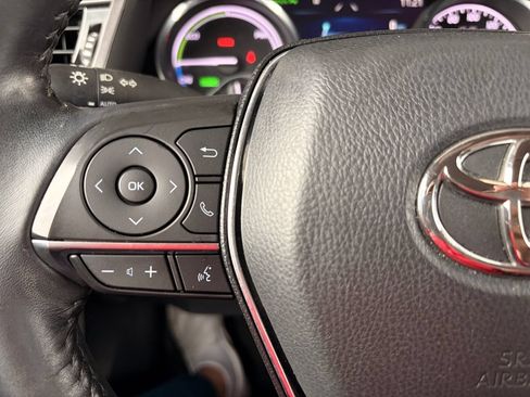 Used 2020 Toyota Camry XLE w/ Driver Assist Package FWD image 19