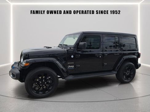 Used 2023 Jeep Wrangler Unlimited Sahara w/ Cold Weather Group image 1