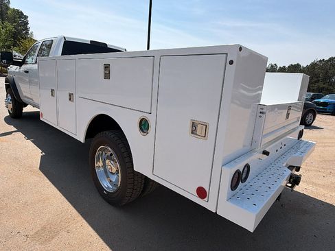 New 2026 RAM 4500 Tradesman w/ Chrome Appearance Group image 10