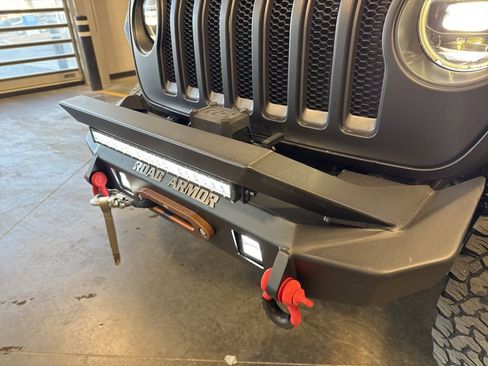 Used 2022 Jeep Wrangler Unlimited Rubicon w/ Xtreme Recon 35" Tire Package image 37