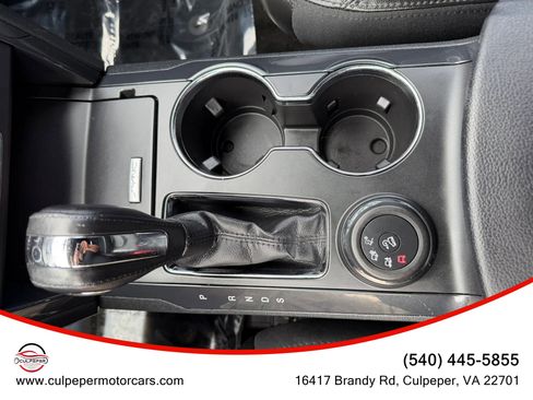 Used 2018 Ford Explorer XLT w/ Equipment Group 202A image 27