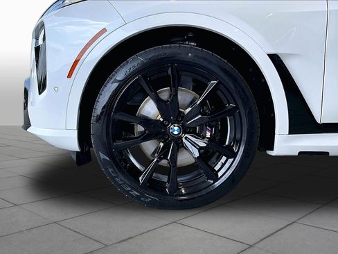 New 2027 BMW X7 M60i AWD/4WD image 11
