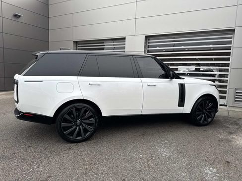 Certified 2023 Land Rover Range Rover SV AWD/4WD image 8