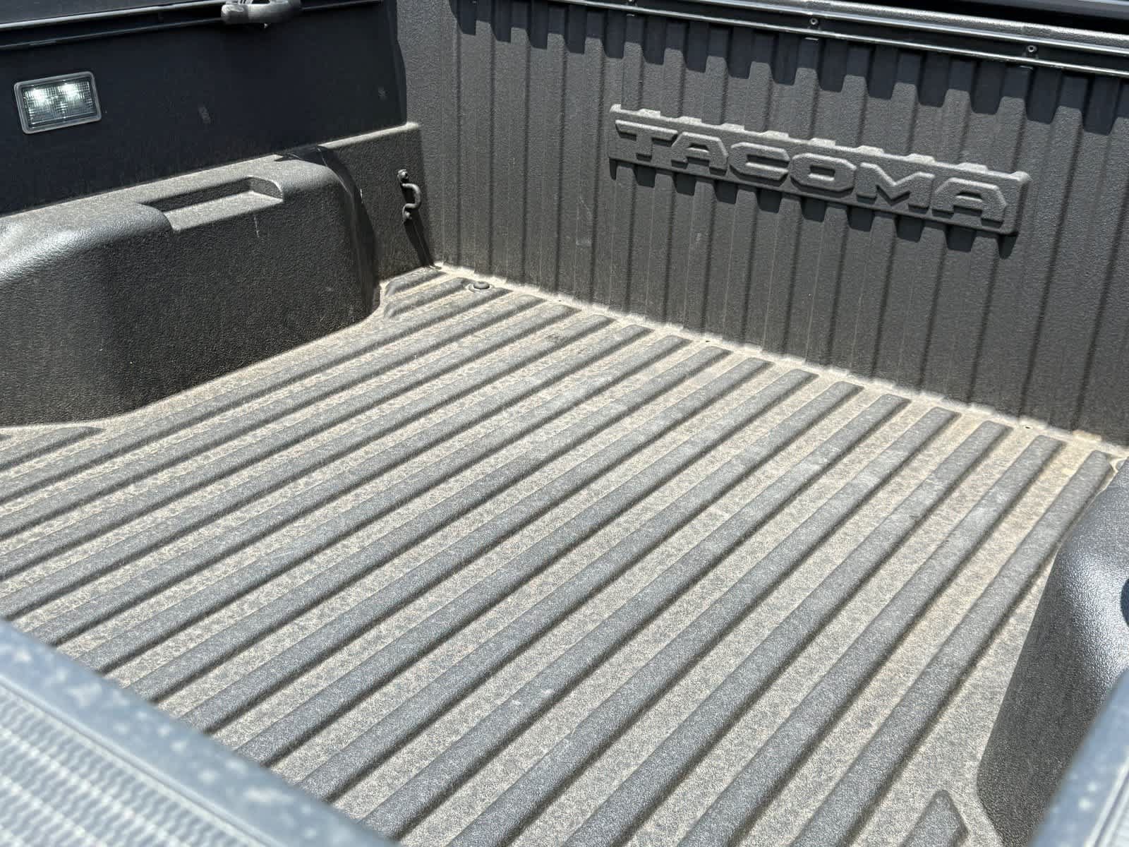 Used 2024 Toyota Tacoma SR5 AWD/4WD image 13