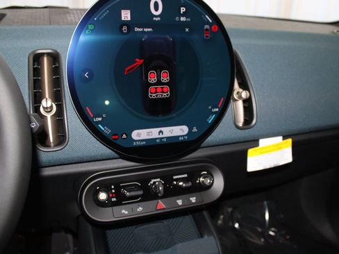 New 2026 MINI Cooper Countryman S w/ Comfort Package Max image 17