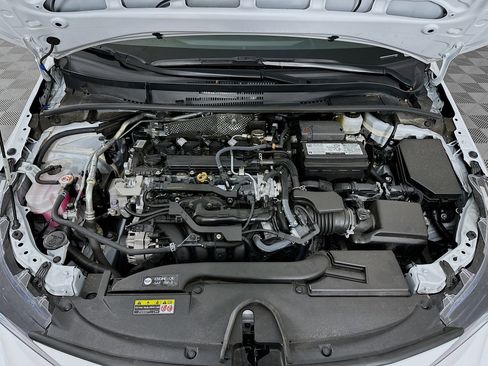 Used 2025 Toyota Corolla LE image 32