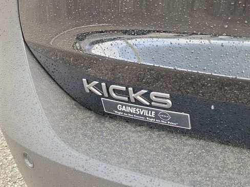 New 2026 Nissan Kicks SV image 7