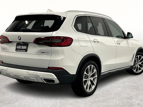 Used 2020 BMW X5 xDrive40i w/ Premium Package image 2
