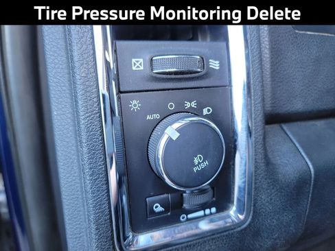 Used 2017 RAM 3500 Laramie image 14