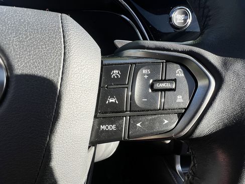 Used 2023 Lexus RX 350 Premium w/ Accessory Package AWD/4WD image 20