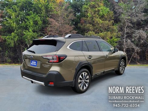 Used 2024 Subaru Outback Touring w/ Popular Package #2 image 17