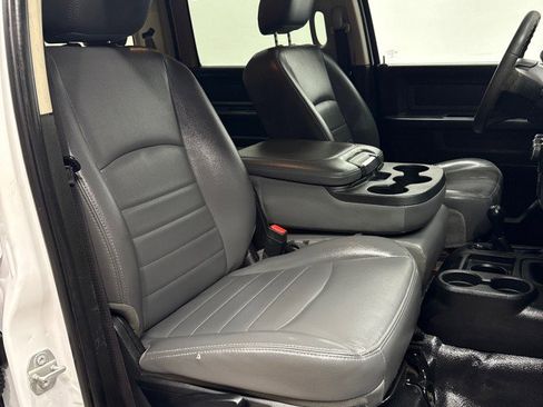 Used 2018 RAM 3500 Tradesman image 27