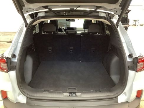 Used 2025 Ford Escape Platinum w/ Premium Technology Package AWD/4WD image 17
