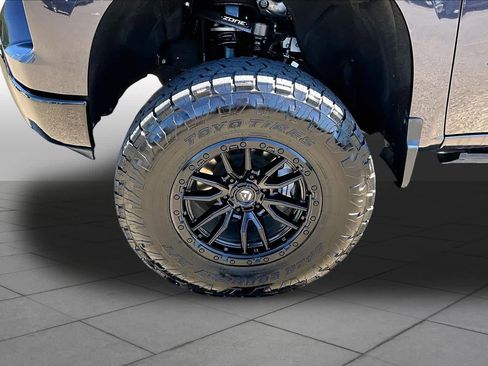 Used 2022 Chevrolet Silverado 1500 Custom Trail Boss AWD/4WD image 10