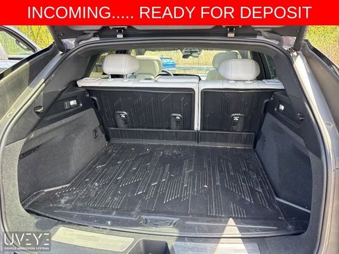 Used 2024 Cadillac Lyriq Luxury w/ LPO, Floor Liner Package AWD/4WD image 8