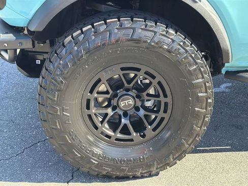 New 2025 Ford Bronco Badlands AWD/4WD image 4