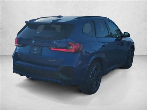 New 2026 BMW X1 xDrive28i w/ Technology Package AWD/4WD image 2