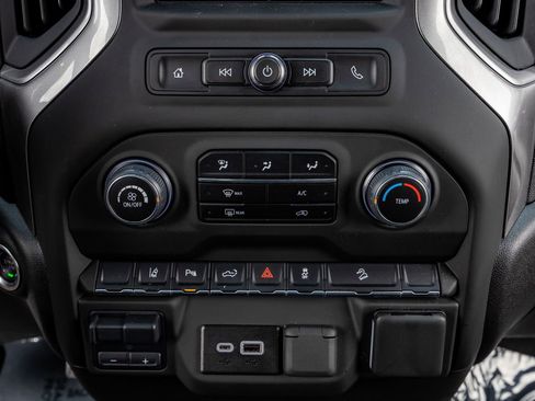 Used 2025 Chevrolet Silverado 2500 Custom w/ Custom Value Package AWD/4WD image 26