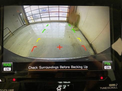 Used 2019 Subaru Ascent Touring w/ Popular Package #3 AWD/4WD image 21