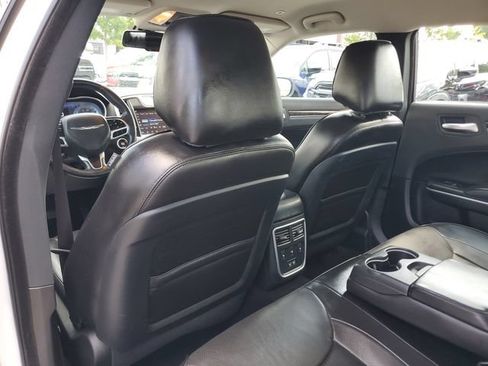Certified 2022 Chrysler 300 Touring L w/ Comfort Group RWD image 12