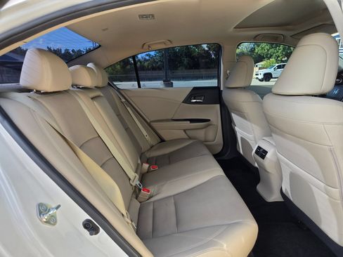 Used 2017 Honda Accord EX-L image 25