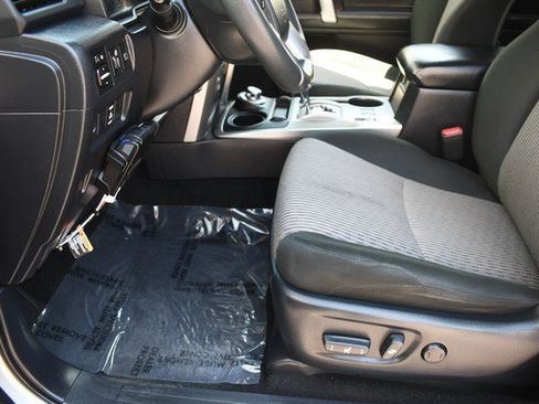 Used 2021 Toyota 4Runner SR5 AWD/4WD image 15