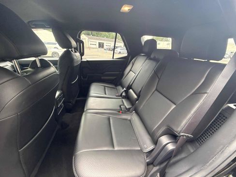 Used 2025 Toyota 4Runner TRD Off-Road AWD/4WD image 12
