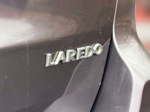 Used 2014 Jeep Grand Cherokee Laredo w/ 18" Wheel & 8.4" Radio Group image 25