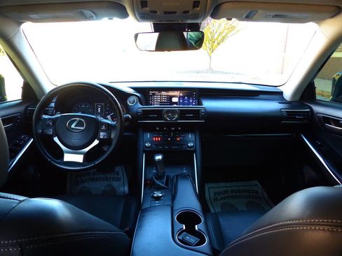 Used 2018 Lexus IS 300 F Sport w/ F Sport Package image 43