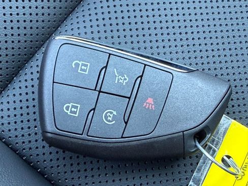 New 2026 GMC Terrain Elevation w/ Elevation Premium Package image 32