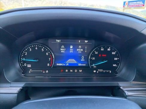 Used 2021 Ford Explorer Limited w/ Equipment Group 301A AWD/4WD image 14