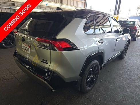 Used 2022 Toyota RAV4 XSE w/ XSE Grade Weather Package AWD/4WD image 6